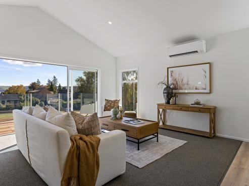 45 Charles Crescent, Rainbow Point