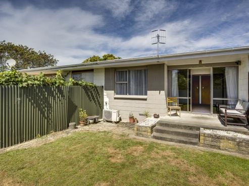 3/10 James Foley Avenue, Pirimai