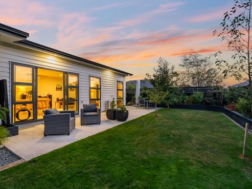 6 McMillan Lane, Trentham