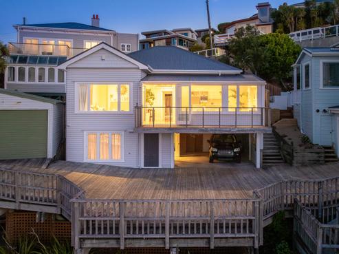 4 The Crescent, Roseneath