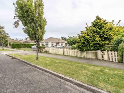 143 Conyers Street, Heidelberg