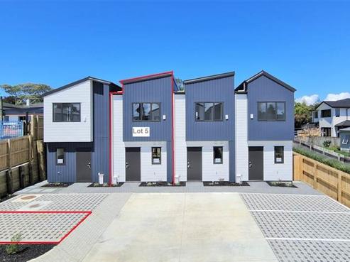 5/112 Moore Street, Howick