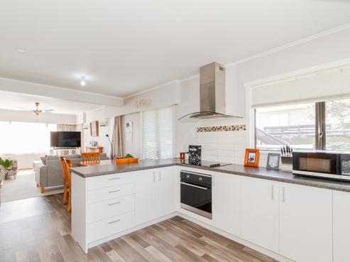 16 Auckland Road, Greenmeadows
