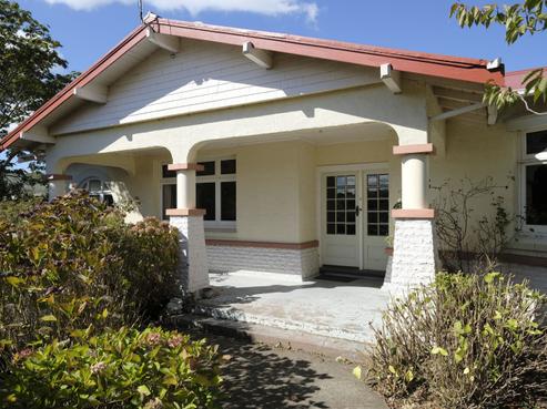 2 Maine Street, Dannevirke