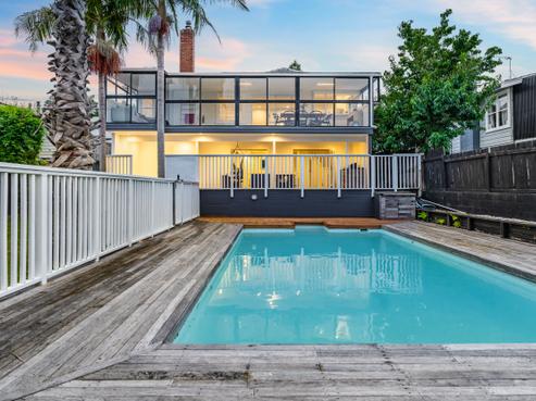 14 Macpherson Street, Meadowbank