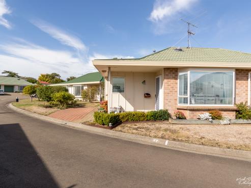 27/17 John Street, Trentham
