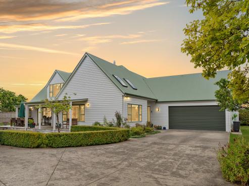 43 Mcmaster Street, Greytown