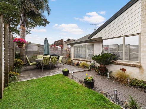 27A Hall Street, Pukekohe