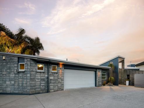 15 Shalimar Place, Huntington