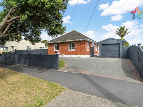 30 Mitchell Street, Epuni