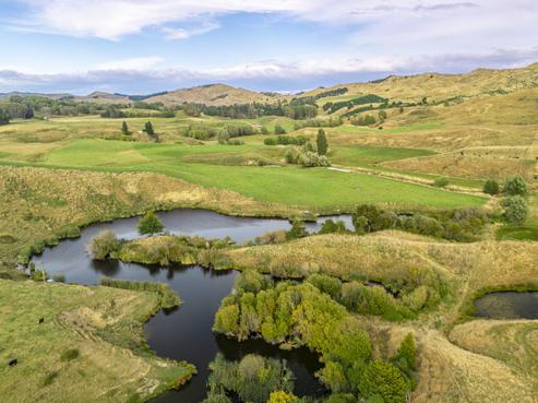 2594 Kahuranaki Road, Elsthorpe