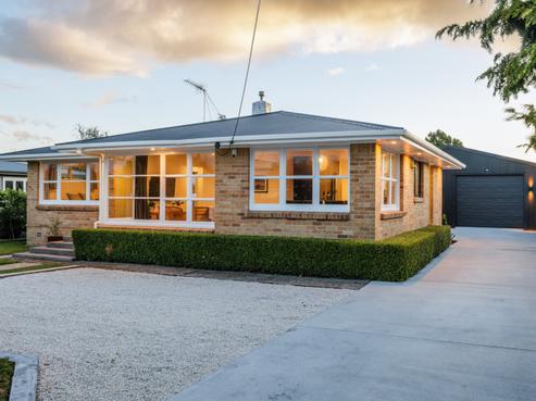 11 Sandwich Road, Saint Andrews