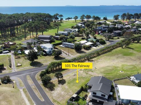 101 The Fairway, Matarangi