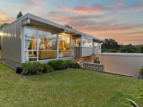 24 Surville Place, Mairangi Bay