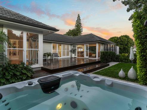 25 Albatross Road, Red Beach