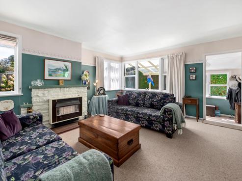 122 Otonga Road, Springfield