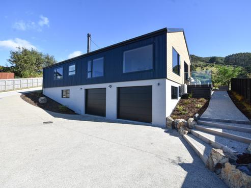 25 Fern Road, Maia