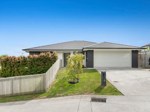 3 Saint Julia Court, Helensville