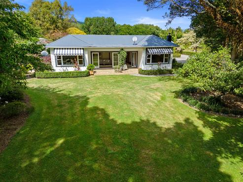 200 State Highway 1, Otaki
