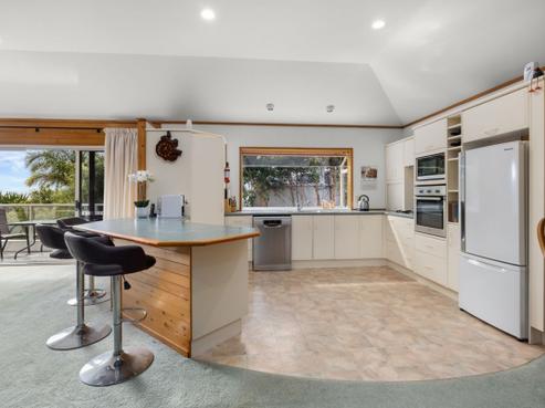 6 Sullivans Road, Paihia