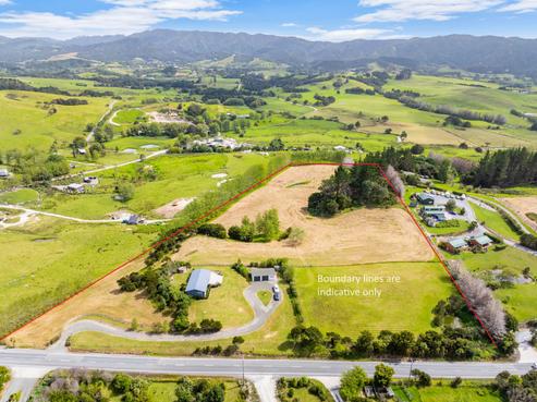 2206 Cove Road, Mangawhai