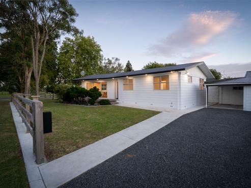 76 Campbell Street, Leamington