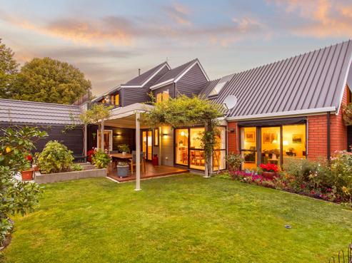 9A Rochdale Street, Fendalton