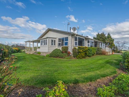 165 Range Road, Woodville