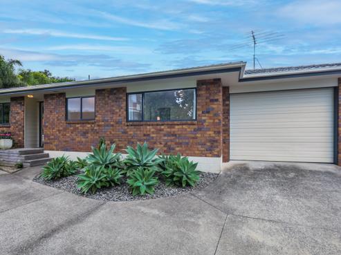 124B Brian Crescent, Stanmore Bay