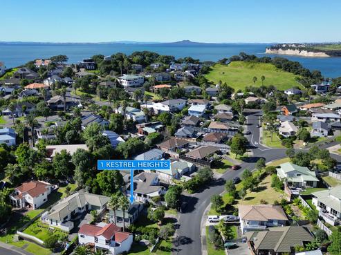 1 Kestrel Heights, Arkles Bay