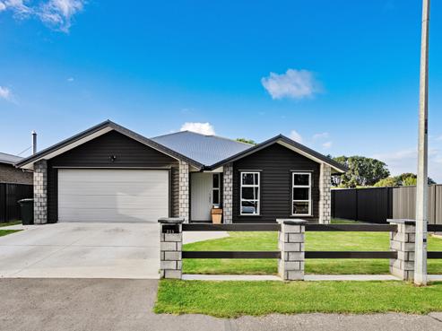 215 Ball Street, Kingswell