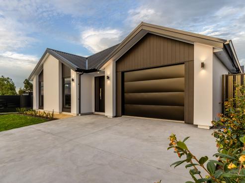 98 Eriksen Road, Te Awa