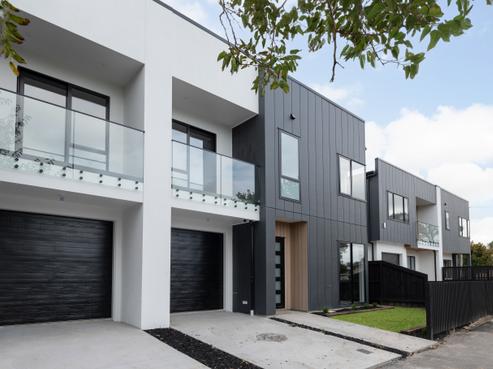 2/57 Herbert Road, Queenwood