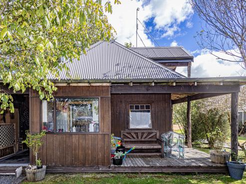 5 Mackenzie Street, National Park