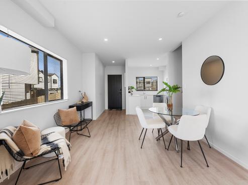 16B Putiputi Way, Papakura