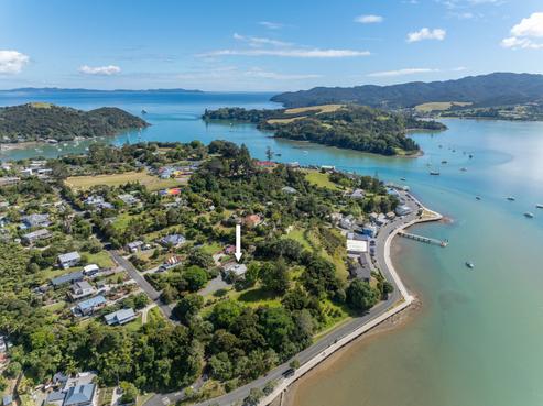 2 Tasman Street, Mangonui
