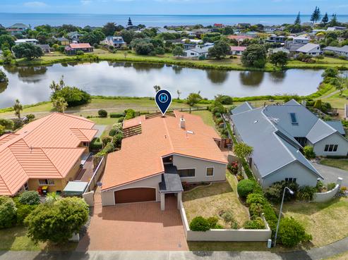 7 Marewa Place, Waikanae Beach