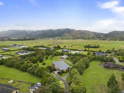 16 Pukematawai Lane, Levin