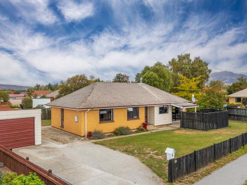 121 Waenga Drive, Cromwell