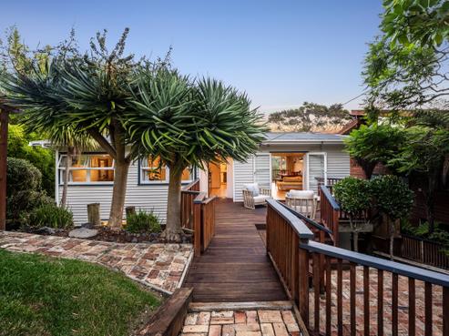 10 Wilding Avenue, Northcote Point