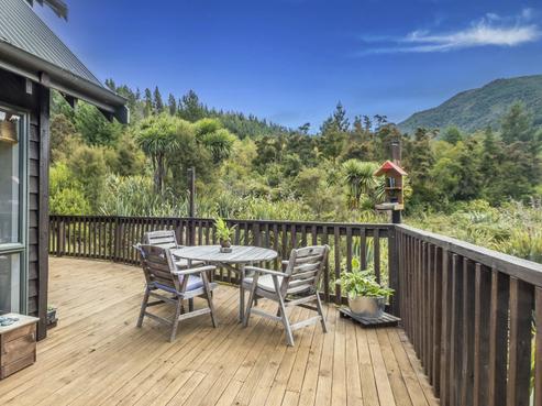 89 Chalet Crescent, Hanmer Springs