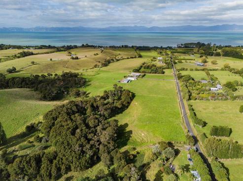 90 Pukekereru Lane, Whakatiwai