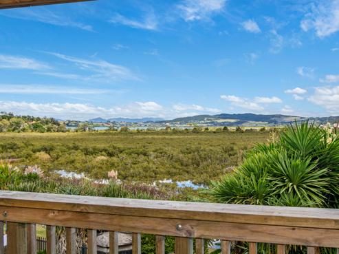 56 Raumati Crescent, Onerahi