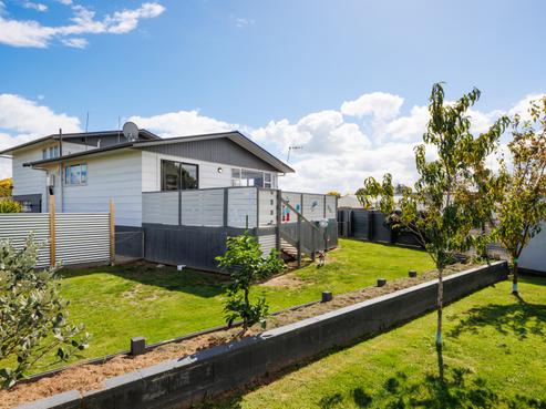 16 Dunk Place, Milson