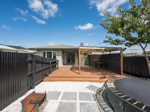 1/20 Ranui Road, Stoke