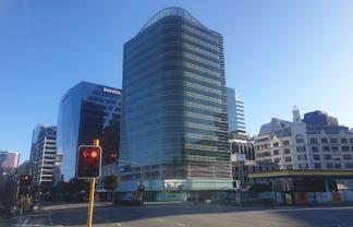 FIRST CLASS OFFICE- OWNERS NEEDS ACTION...