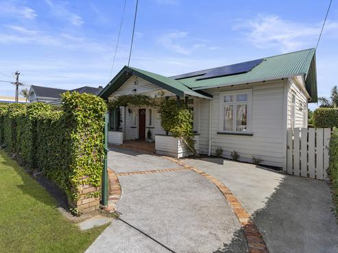173 Lake Road, Belmont