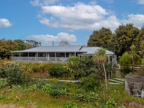 110 Maclaurin Road, Makauri