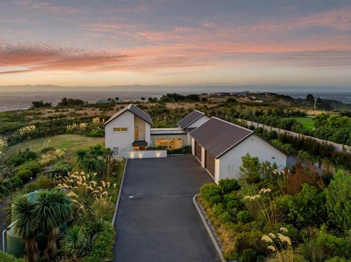 4 Aglaia Place, Cracroft