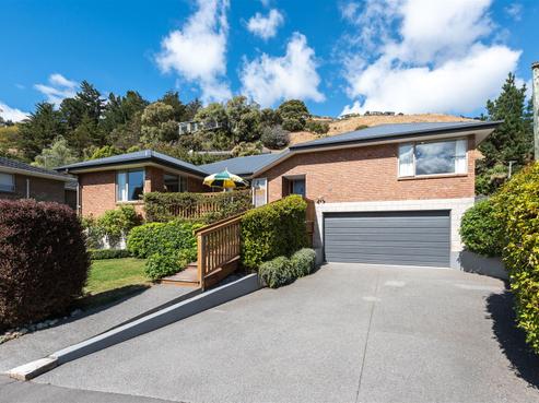 107 Bay View Road, Moncks Bay